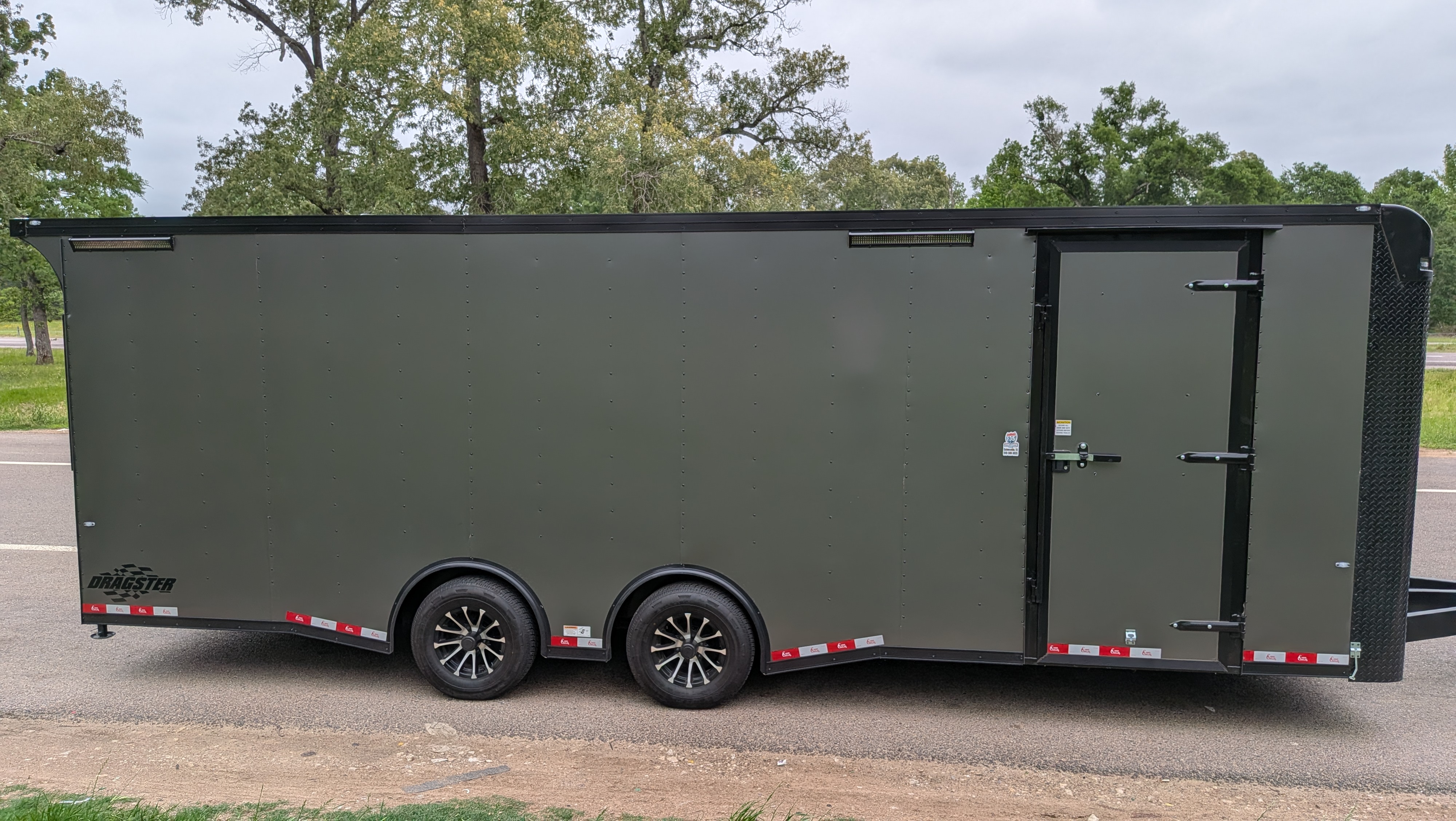 24ft Enclosed Car Hauler Trailer rental Houston TX