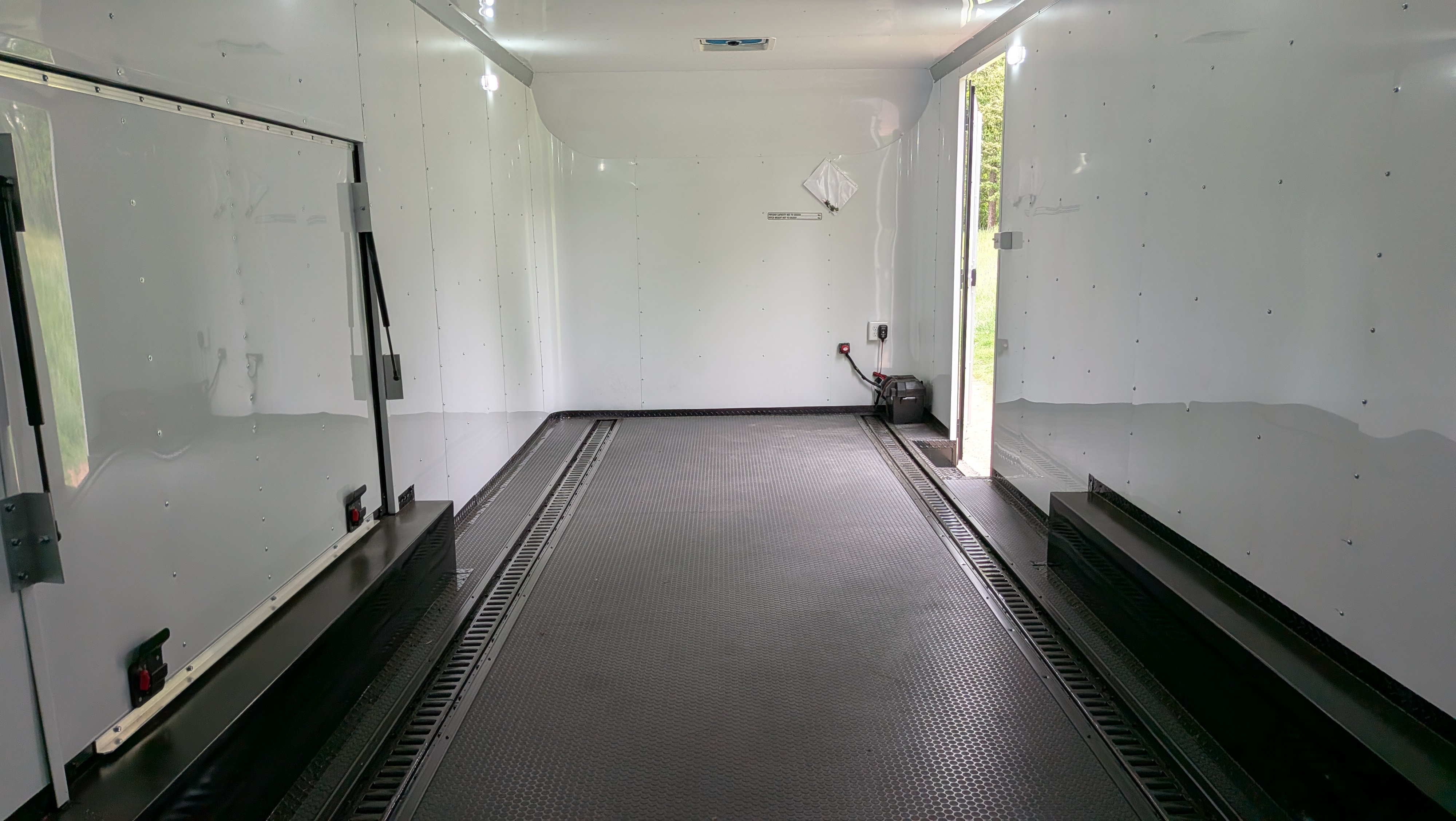 24ft Enclosed Car Hauler Trailer Houston TX - photo 4